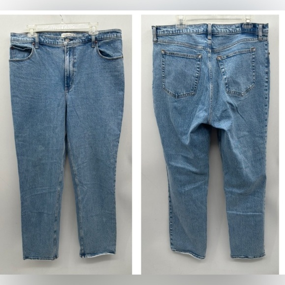 ABERCROMBIE & FITCH The 90's high rise straight plus size medium wash jean 16L - Picture 2 of 15